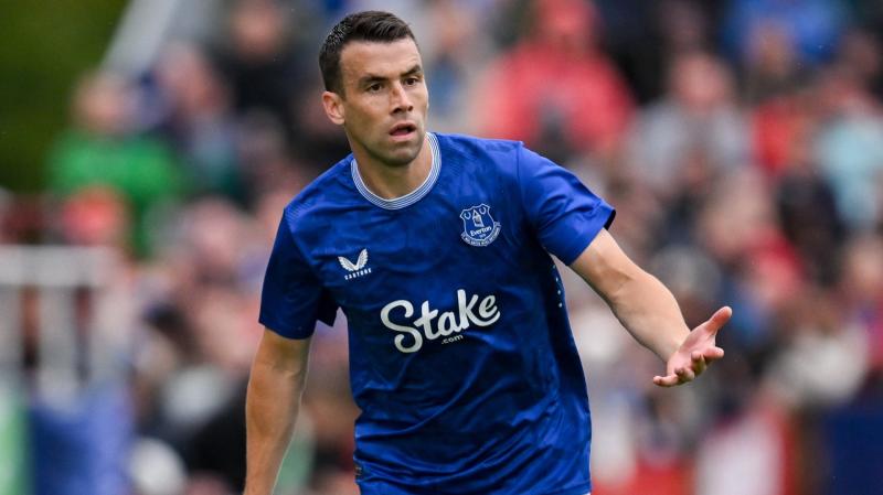 Killybegs native Seamus Coleman signs new Everton contract