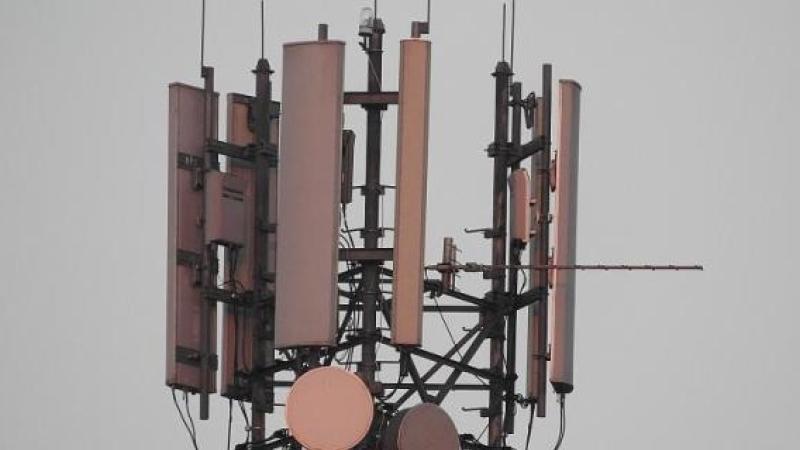 ‘Overbearing and incongruous’ broadband mast in Quigley's Point refused planning 