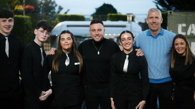 Hotel says ‘next time we’re booking Daniel O’Donnell’ after Nathan Carter mix-up