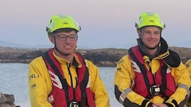 Arranmore RNLI crew receive award for saving life of kayaker