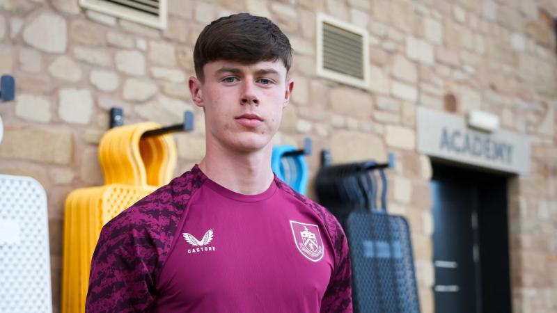 Oisin Cooney makes first appearance for Burnley U21s
