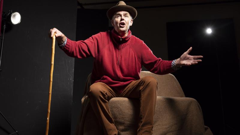 Former Minister Joe McHugh brings political story to Donegal theatre