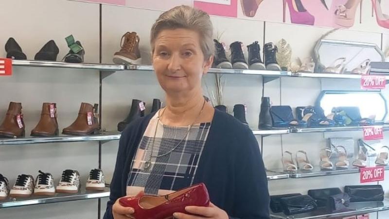 End of an era as much-loved Greenes Shoes Falcarragh closes its doors