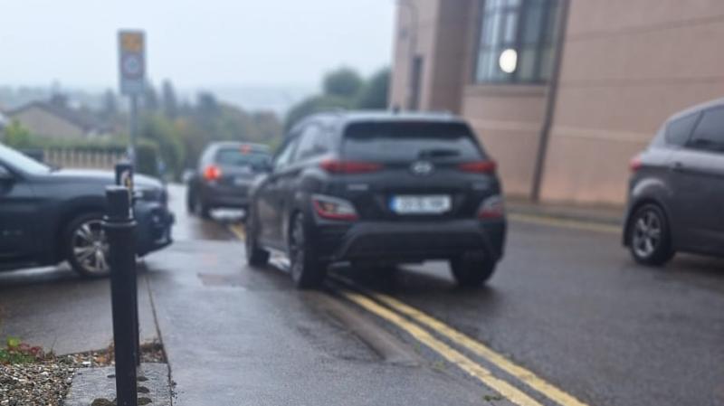 Traffic wardens to visit Letterkenny estate to address ‘dangerous’ illegal parking