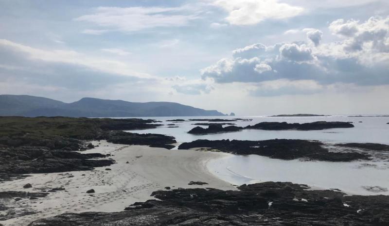 A largely dry and cloudy start for most in Donegal, with scattered showers
