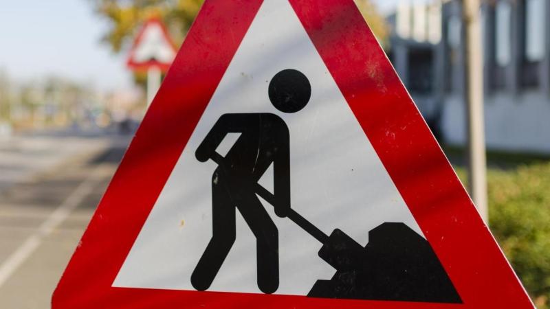 Diversions in place due to road closure between Drumkeen/Lenlea
