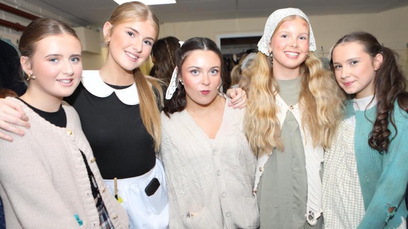 Scoil Mhuire Buncrana students light up the stage in heart-warming production of Annie
