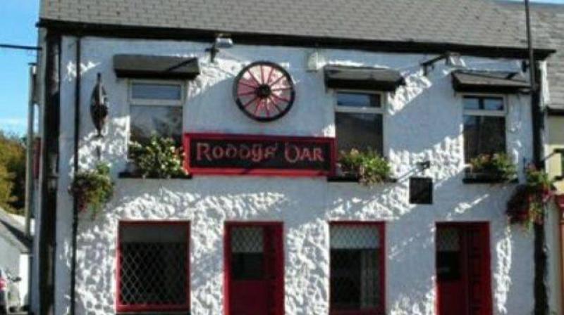 Glenties bar to hold country night in aid of the Donegal cancer bus