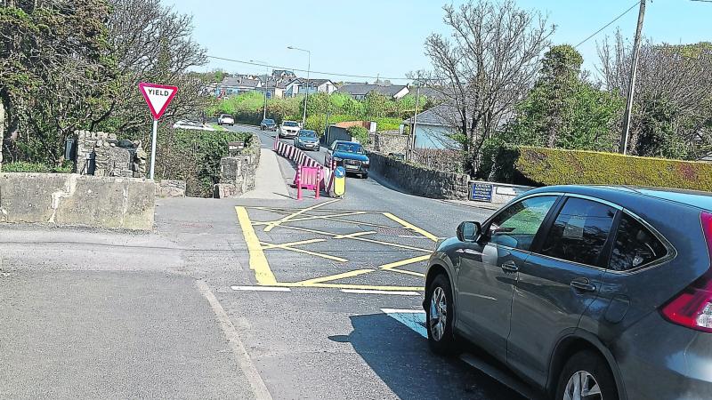 New footbridge is &lsquo;only real and lasting solution&rsquo; to congestion at Buncrana bridge