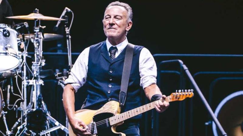 Barrtalk: Bruce Springsteen and the deadly Streets of Minneapolis
