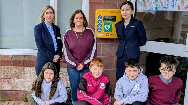 Inishowen Credit Union installs its 16th defibrillator, this time at Drumfries NS