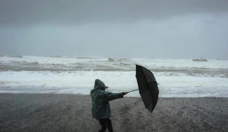 A Status Yellow Wind warning issued for Donegal from this evening