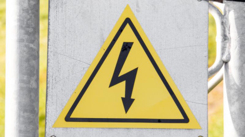 Major power outage in Buncrana town, with reports of fallen electrical wires