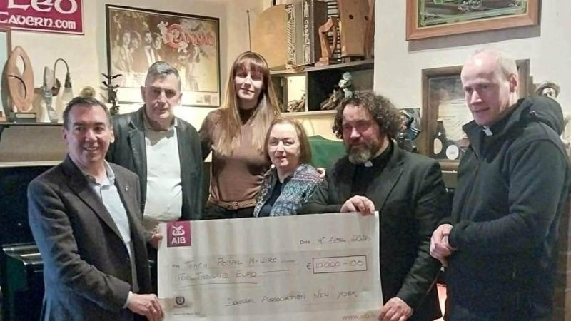 Donegal Association New York makes &euro;10,000 donation to Pobail Mhuire in Doir&iacute; Beaga