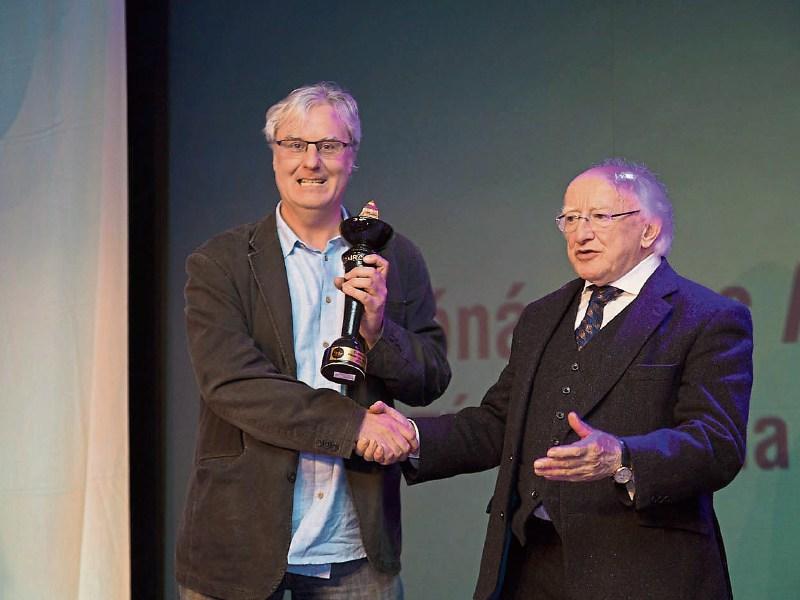 Radio Presenter of the Year for R&oacute;n&aacute;n Mac Aodha Bhu&iacute;