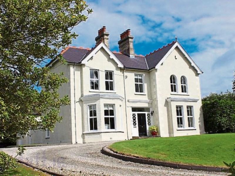 €750,000 sought for Letterkenny manse
