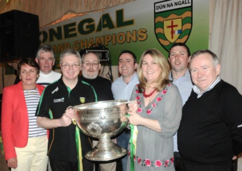 Sam Maguire makes historic visit to Celbridge. 