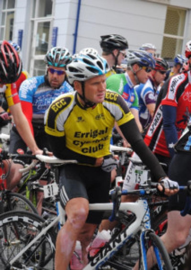 Family Relay Cycling event in Dore 