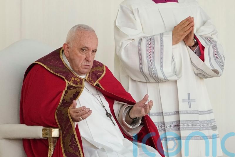 Pope Francis criticises Russia’s war in Ukraine and appeals for peace