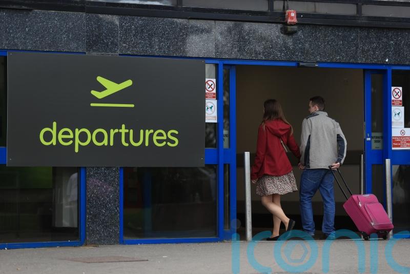 Ryanair set to shift more flights to Belfast if Dublin passenger cap remains