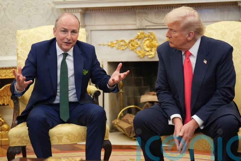 Irish premier encourages visitors to Trump’s golf course in Co Clare