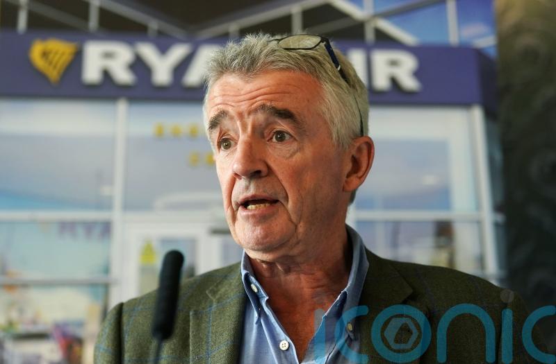 O’Leary defends switch to digital boarding passes