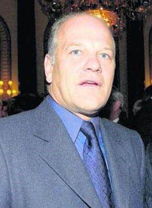 Andy Gray was in his prime with Wolves when Kernan was there